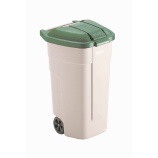 Rubbermaid F690
