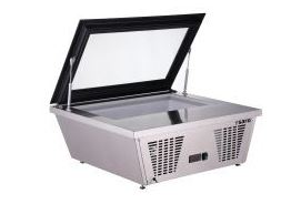 Saro IJsvitrine Torino