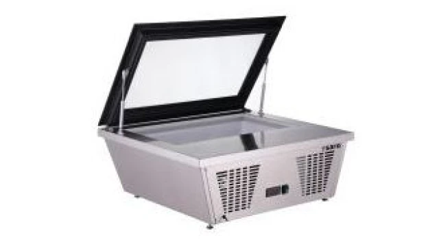 Saro IJsvitrine Torino